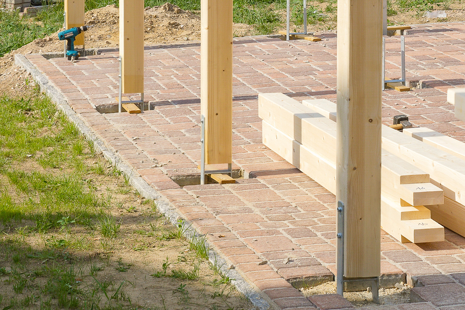 Carportpfosten bei der Montage?